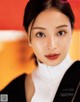 Suzu Hirose 広瀬すず, Tokyo Calendar 東京カレンダー 2022.04 P8 No.2a60e6 Image No. 5